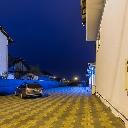 Hotel Raxand Residence Mioveni Exterior photo